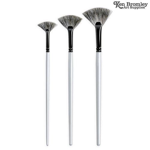 Terry Harrison Fantasia Brush Small